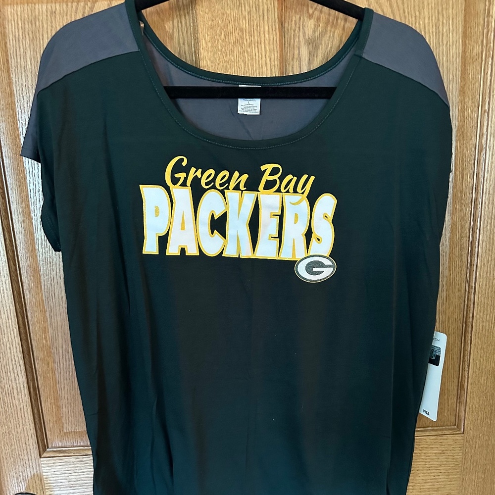 NFL Green Bay Packers Black/Green/Gold Shirt.  NWT.  Size L.